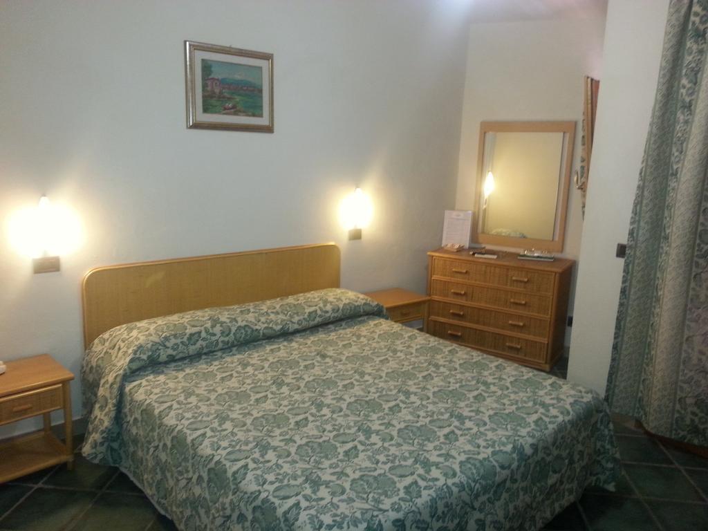 Hotel Danila Portoferraio Phòng bức ảnh